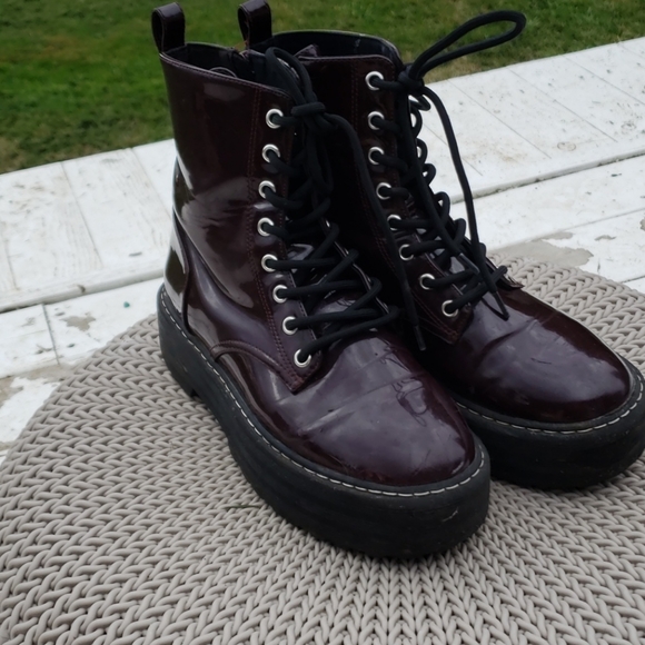 h&m burgundy boots